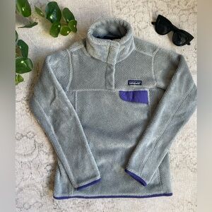Patagonia Women’s Re-Tool Snap-T Fleece Pullover Gray Purple XS